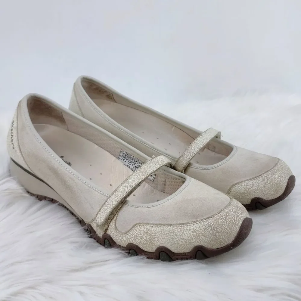 🍁 Skechers Sassies Suede Leather Mary Jane Slip On Shoes Women's Size 10